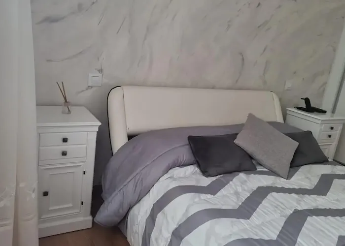 Sunny With Private Pool In + Enclosed Garden *