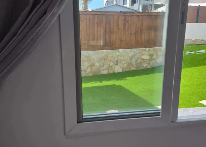 Villa Sunny With Private Pool In + Enclosed Garden