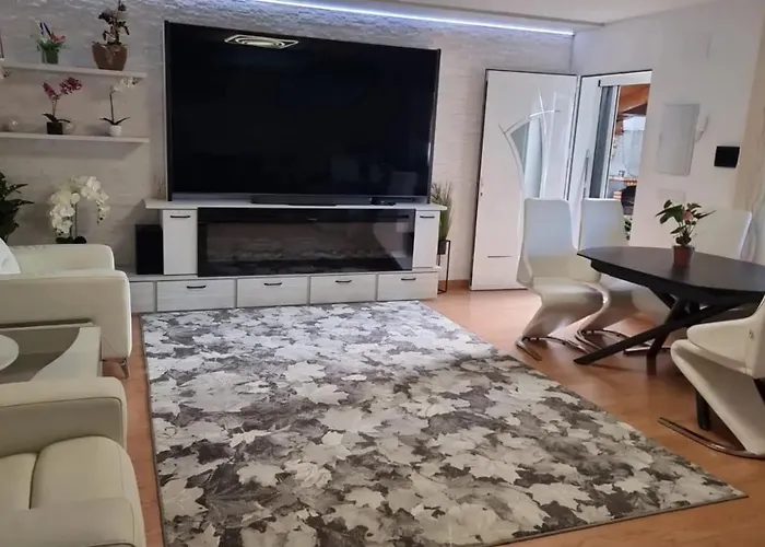 Sunny With Private Pool In + Enclosed Garden *