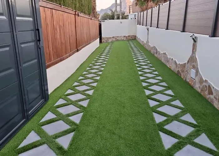 Sunny With Private Pool In + Enclosed Garden Villa