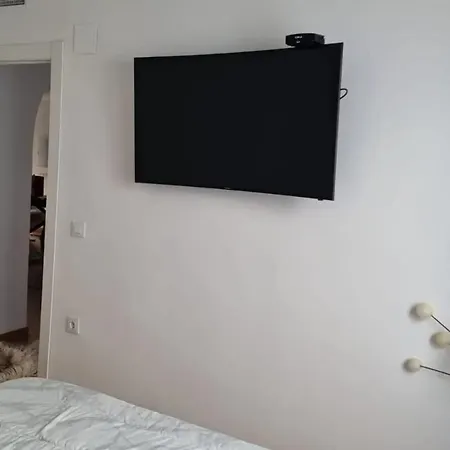 Sunny With Private Pool In + Enclosed Garden Villa *