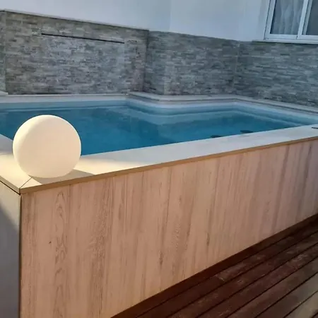 Villa Sunny With Private Pool In + Enclosed Garden *