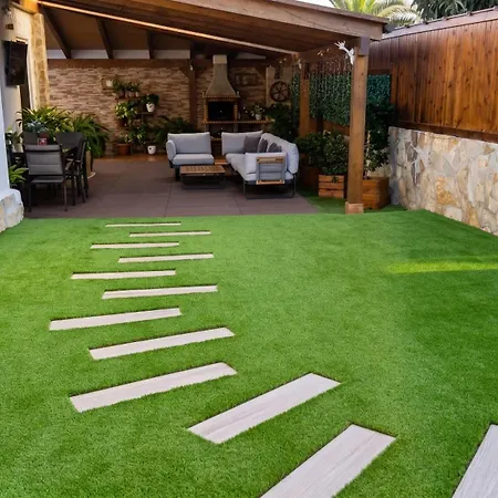 Sunny With Private Pool In + Enclosed Garden