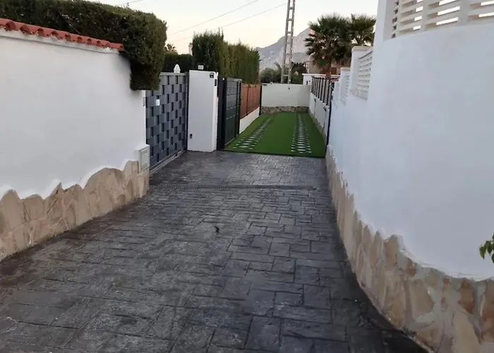 Sunny With Private Pool In + Enclosed Garden * Calpe